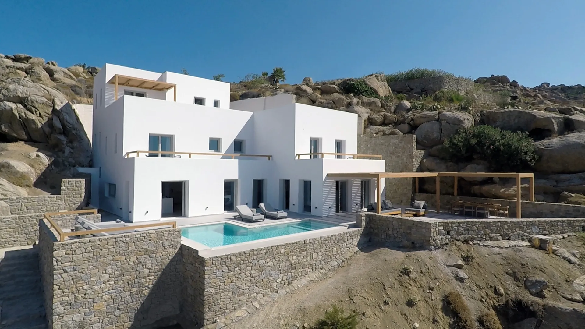 white villa super paradise