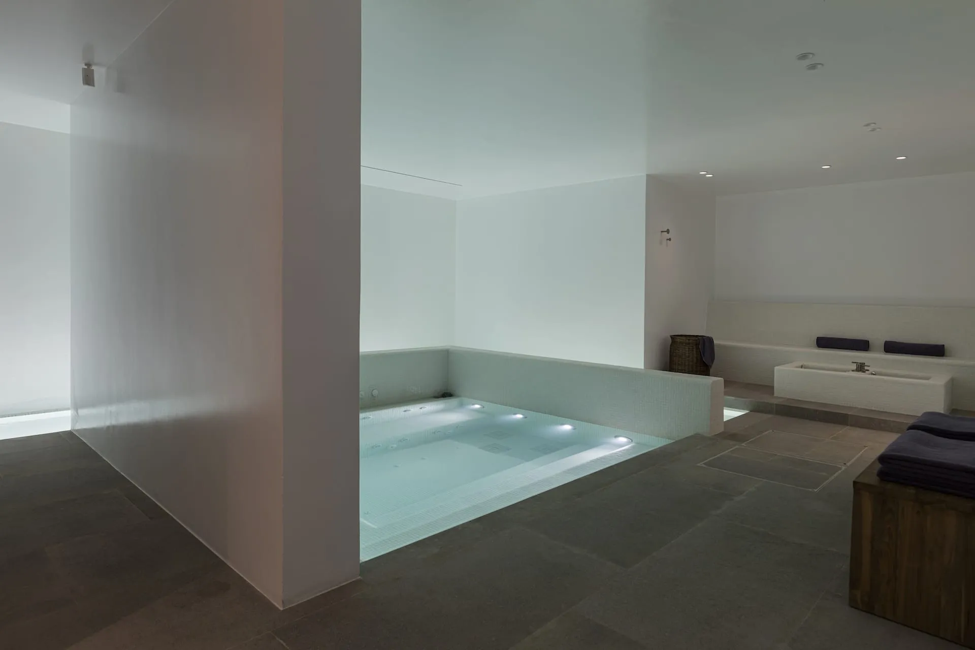 spa kalo livcadi beach estate