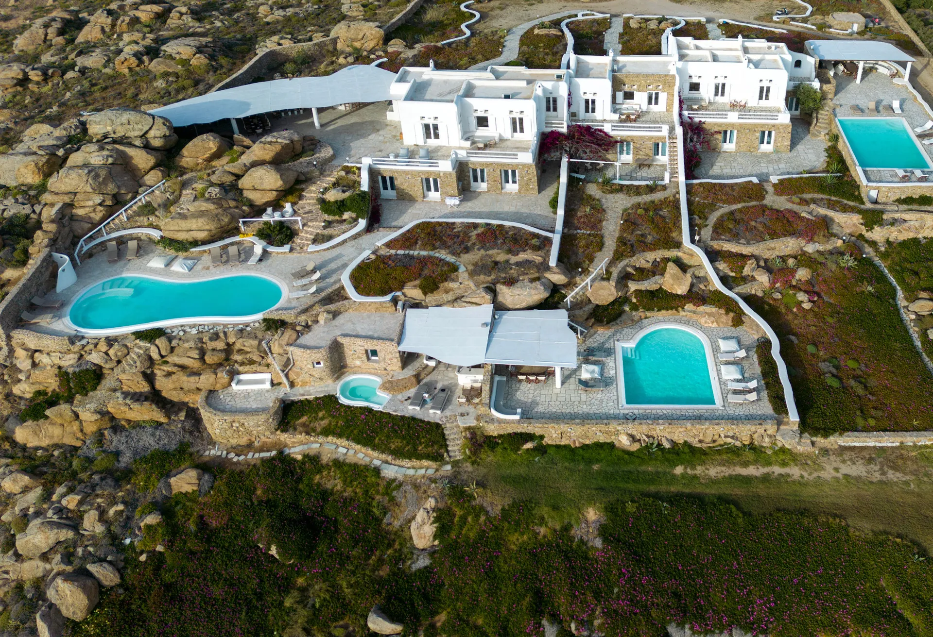 mykonos villas for large groups