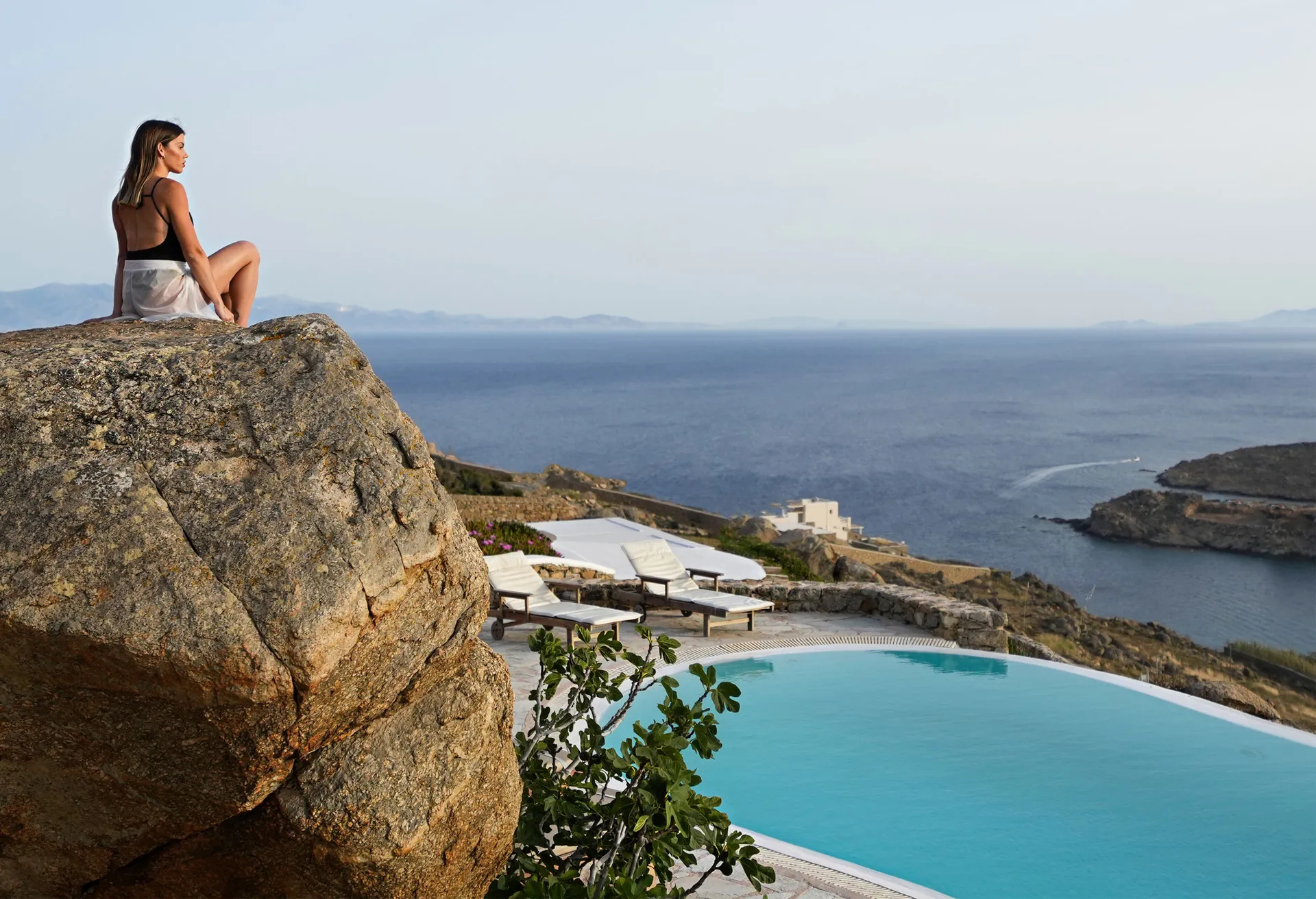villas for large groups mykonos