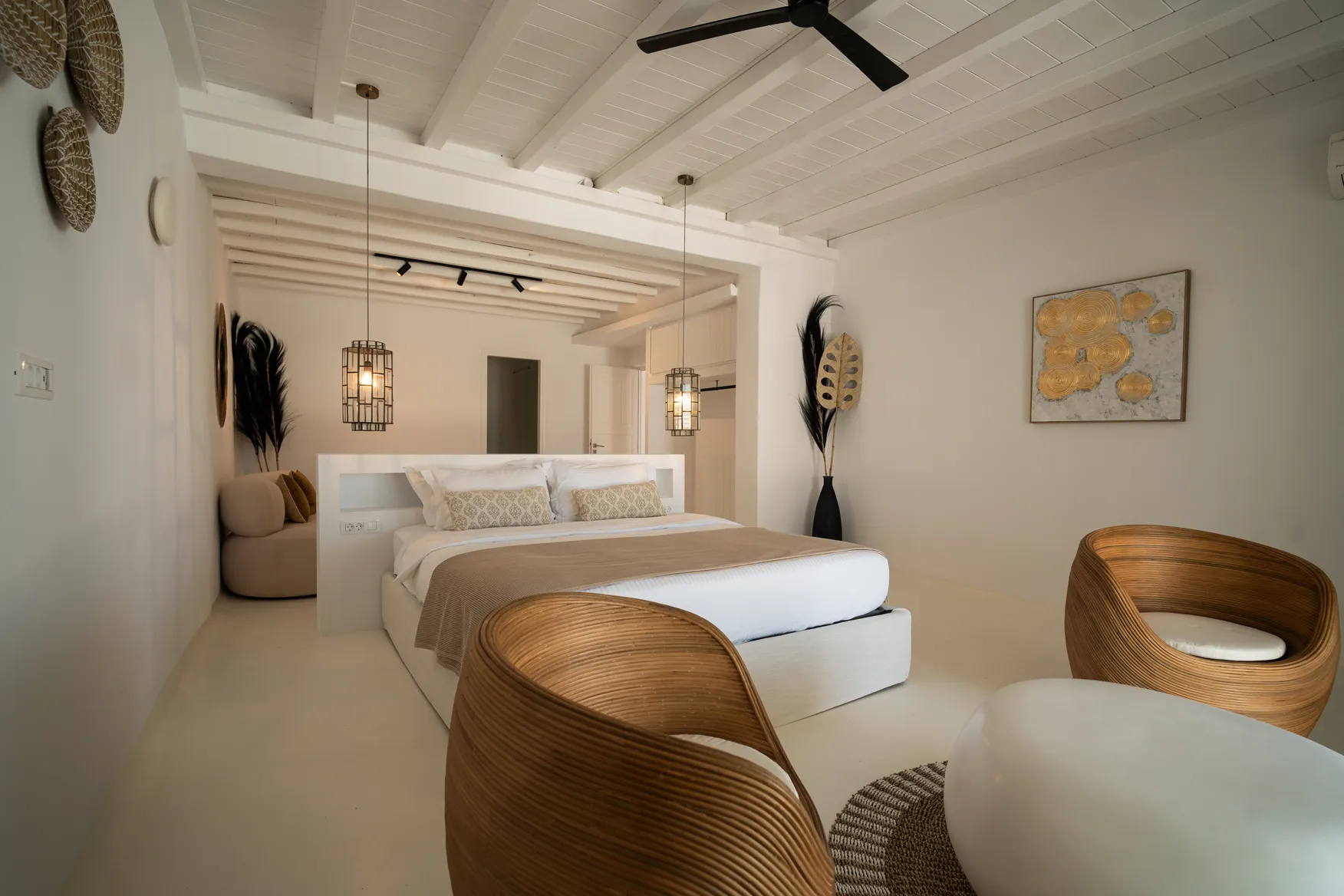 large villas in mykonos