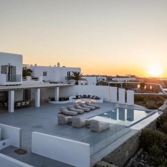 large villa in mykonos