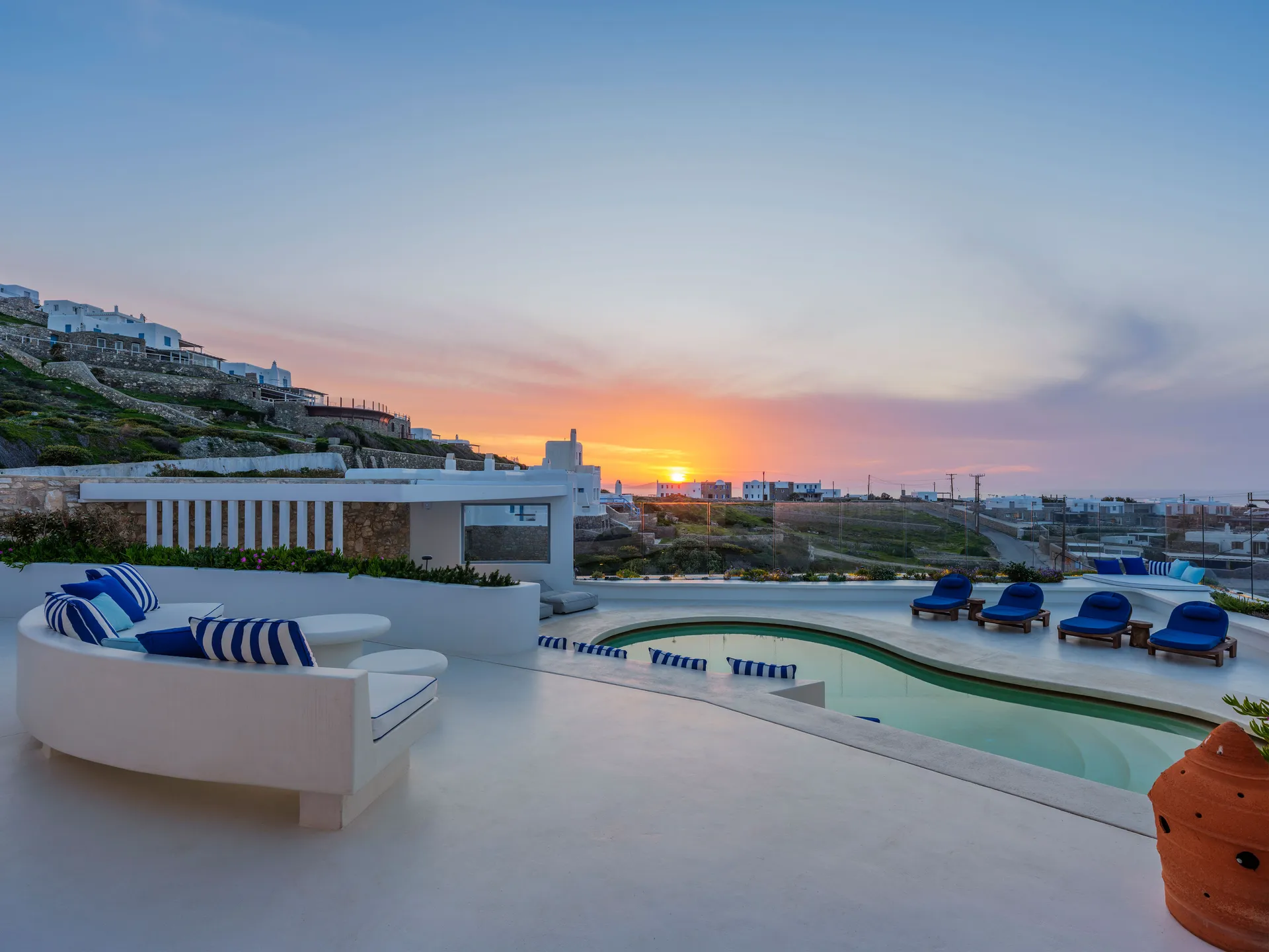 mykonos luxury villas