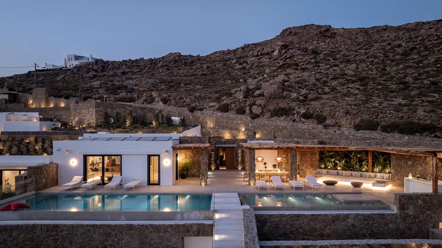 night regalia villas choulakia mykonos