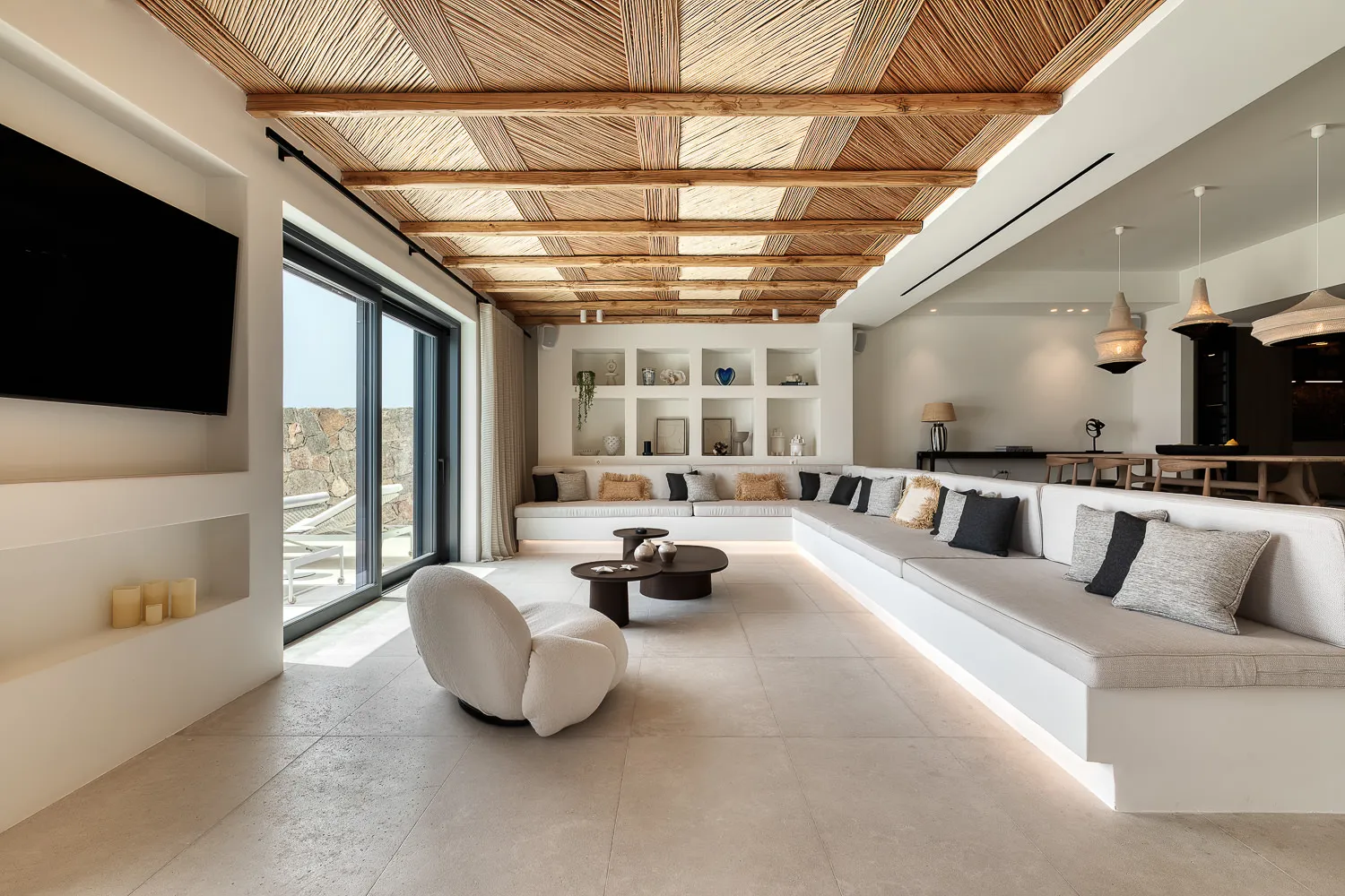 intewrior regalia villas choulakia mykonos