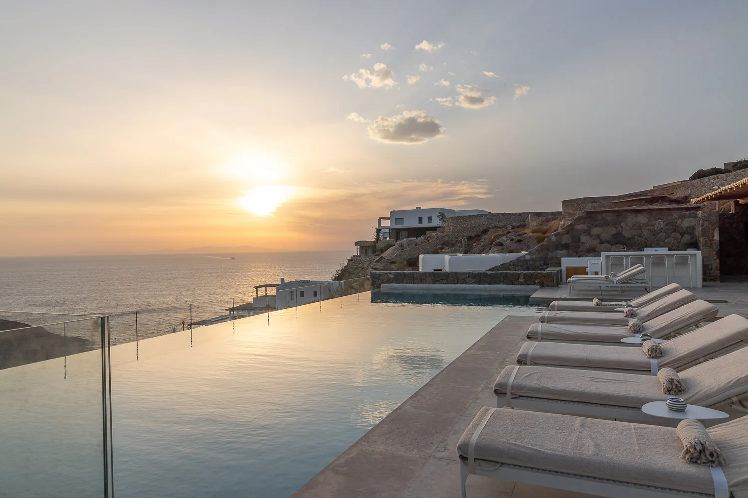 large mykonos villas