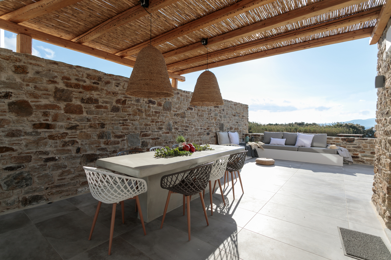 naxos villas plaka beach