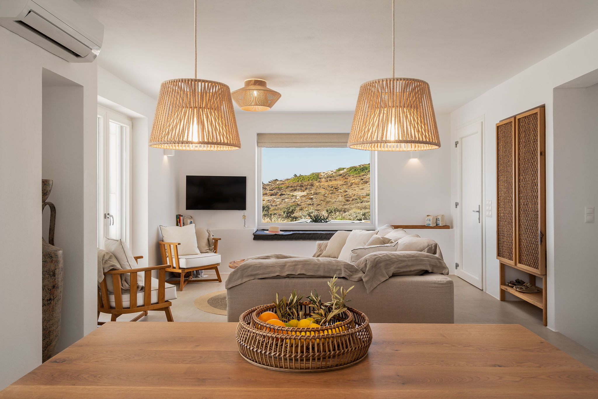 villa mia mikri vigla lounge area