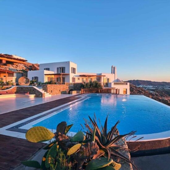 large villas in mykonos