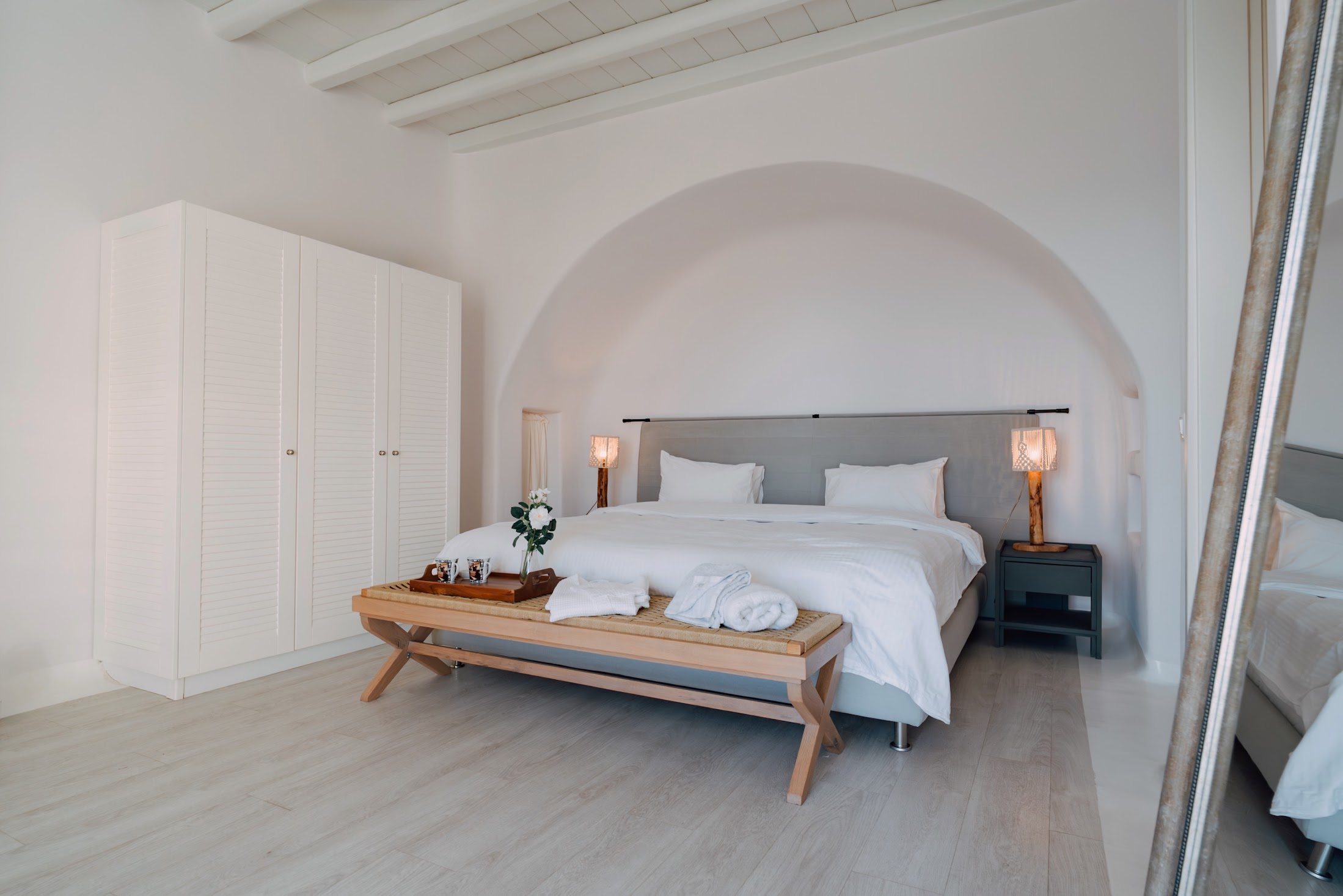 mykonos villa 8 bedrooms