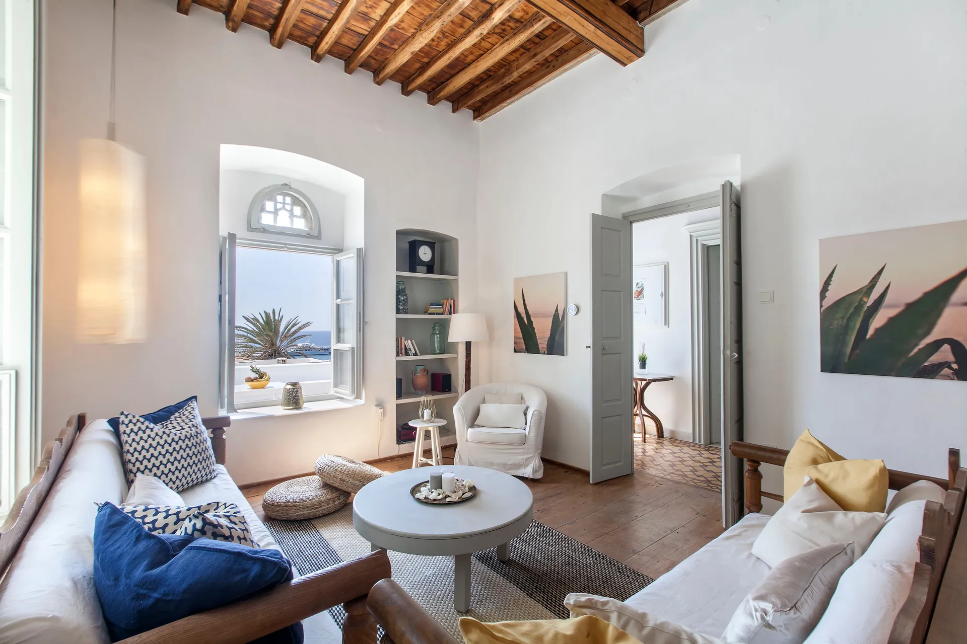 residence mykonos town villa lounge