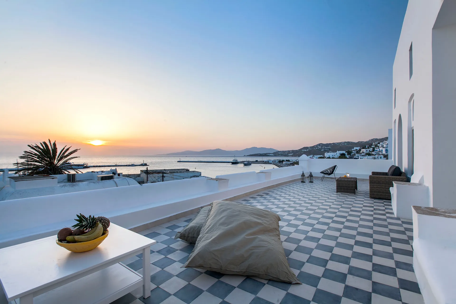 villa mykonos town